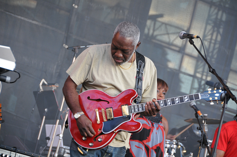 Fete de la Musique Evry 2009 - Kassav 002.jpg